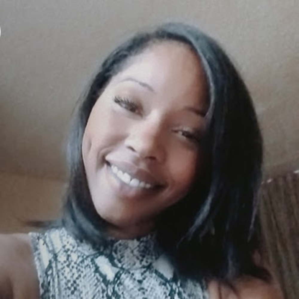 Meet your Posher, Kimberly